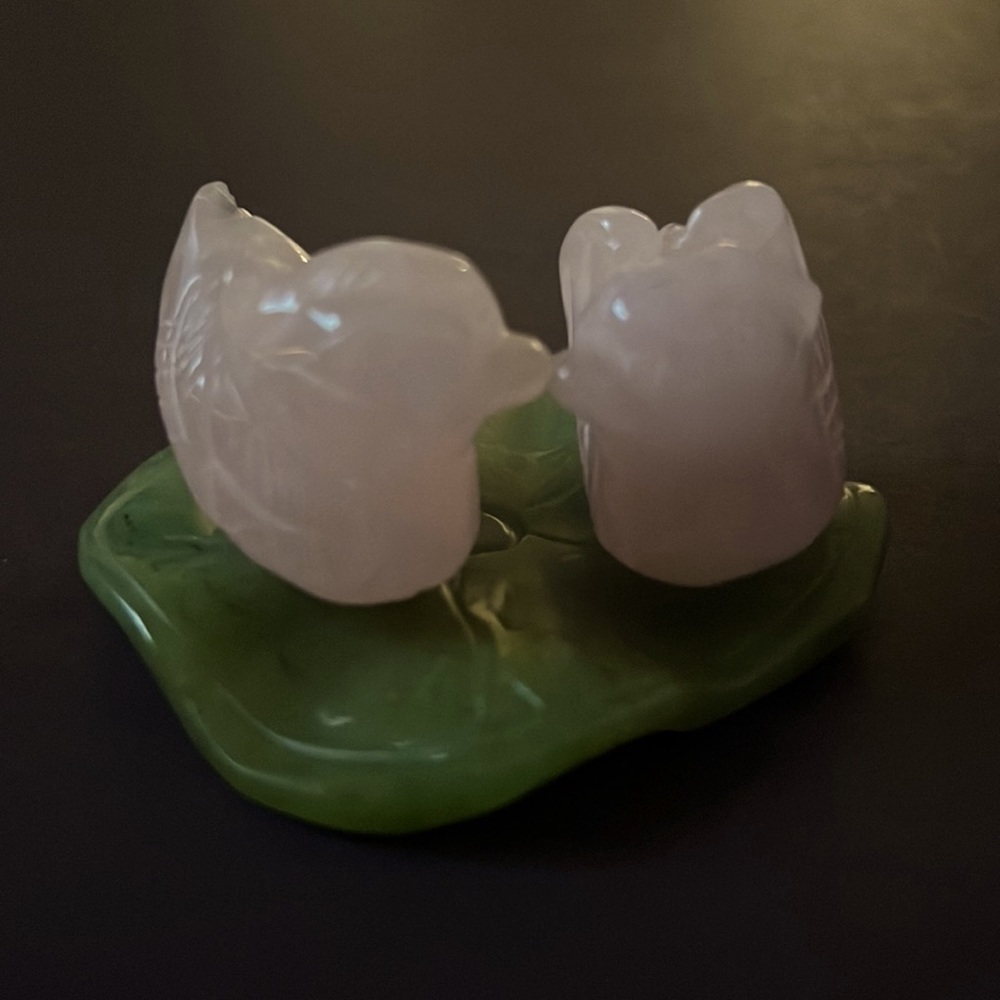 Feng Shui, Rose Quartz Love Ducks on Green Aventurine Lotus Leaf.